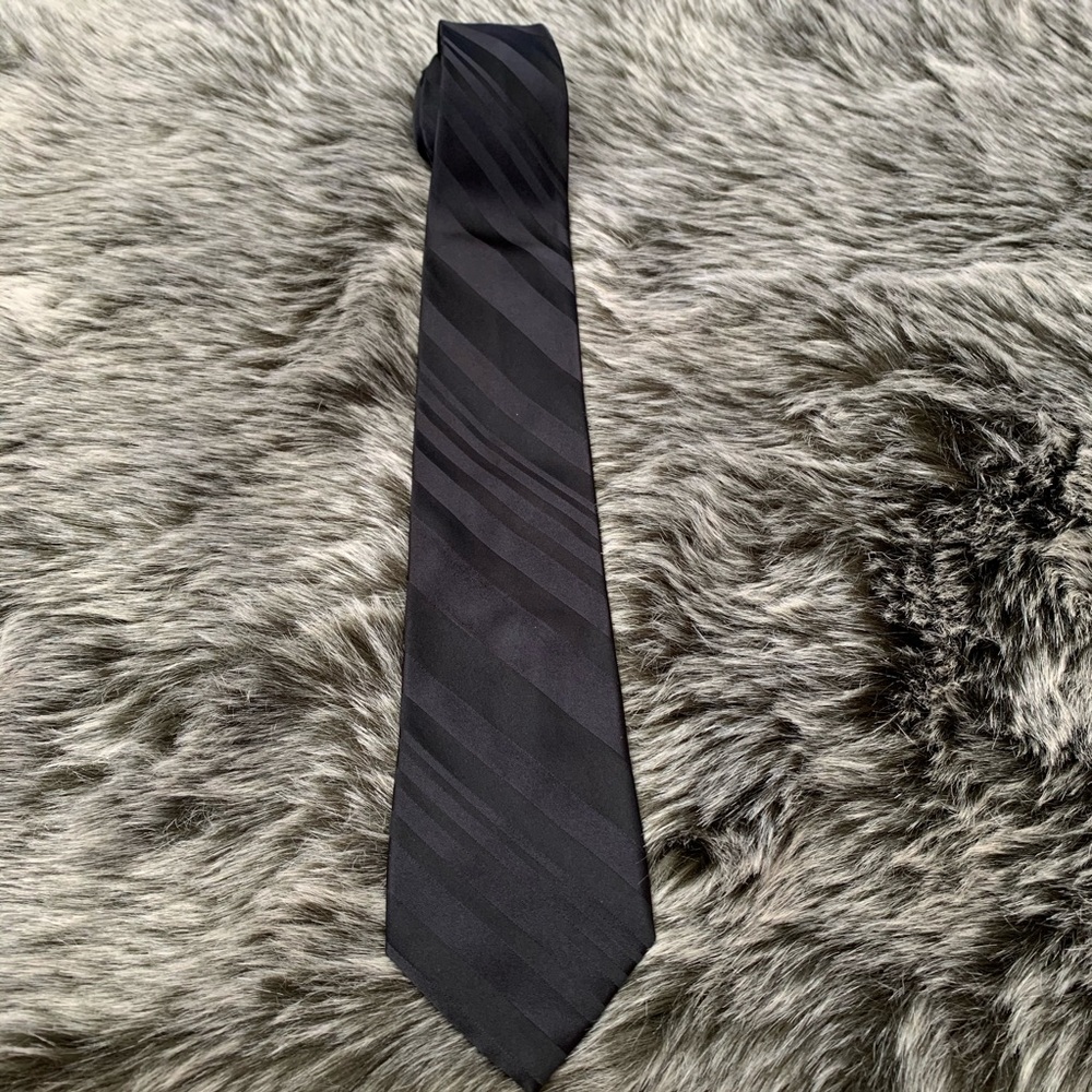 Arrow Black Silk Men’s Professional Tie